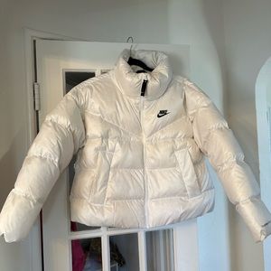 Nike Women's White Puffer Jacket